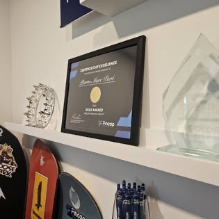 Certificat d’excellence Gold Award de Fincap au nom de Pierre-Marc Paré